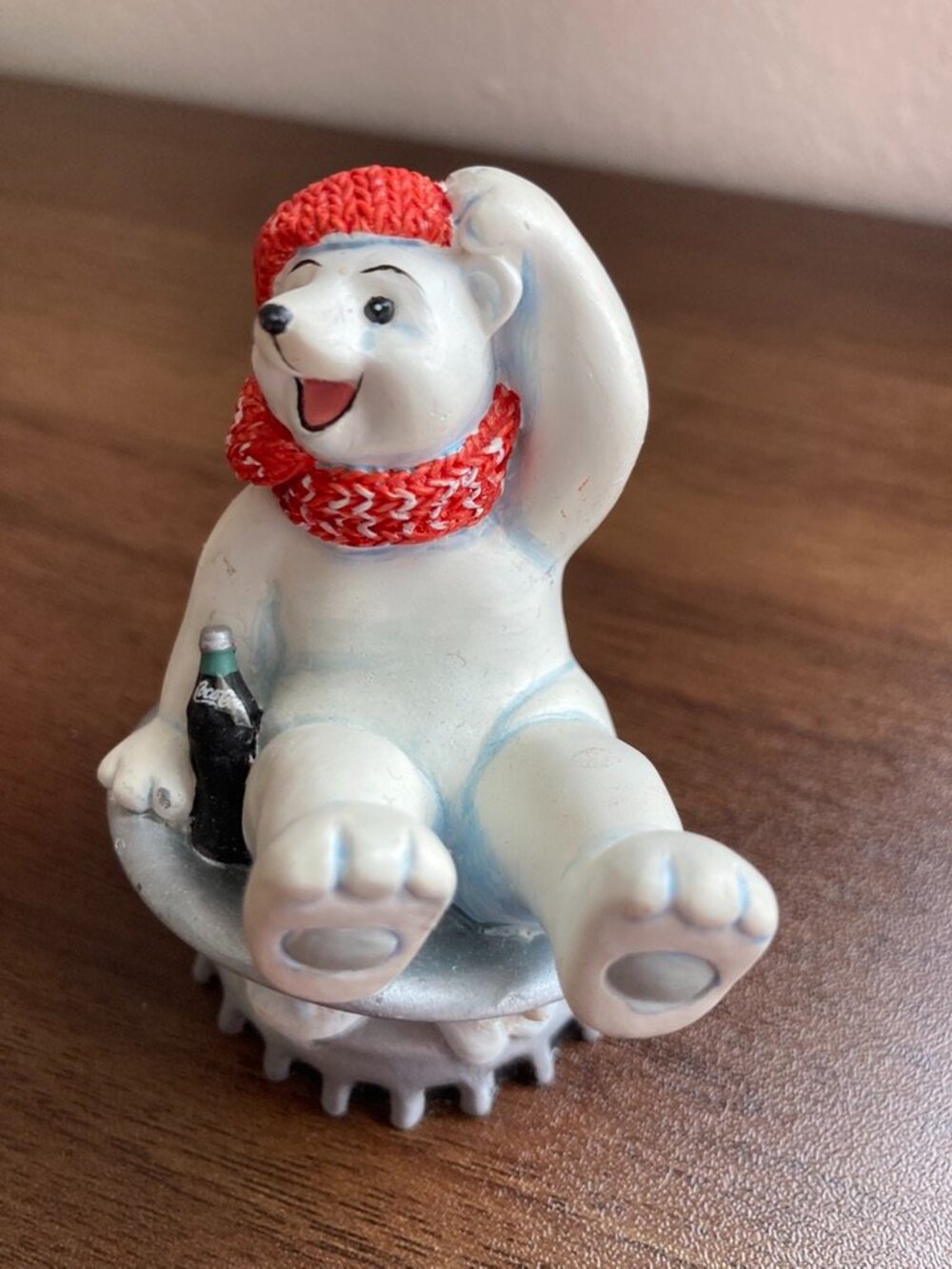 4 Wintertime Wonder Collection polar bear figurines from the Hamilton Collection - Picture 2 of 9